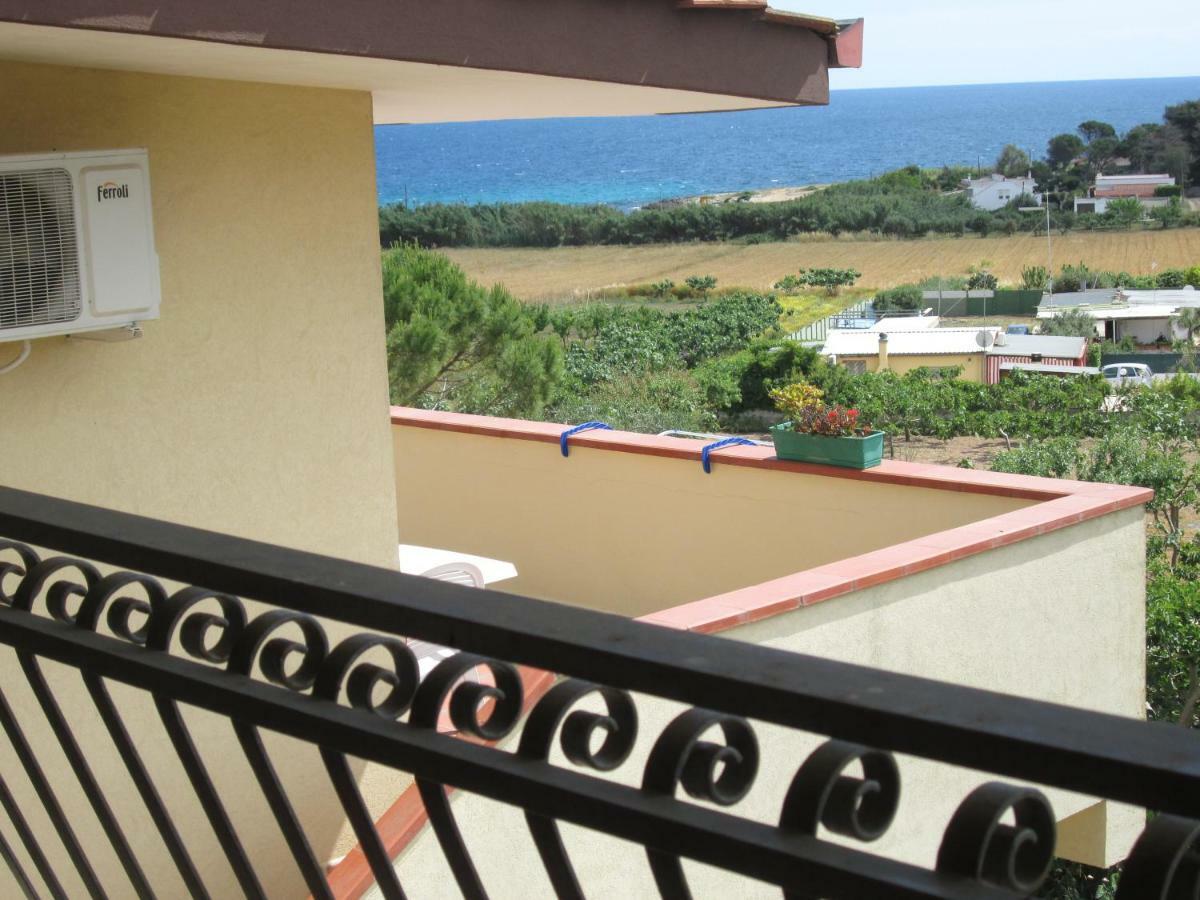 Breathtaking View Of Salento- Lägenhet Leporano Exteriör bild